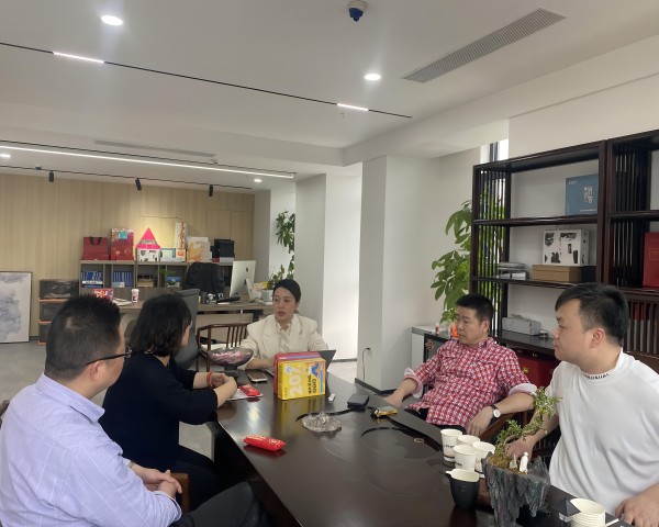 【访企拓岗】我院走访武汉鳄鱼新媒企业管理咨询